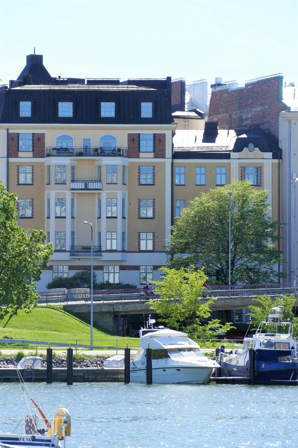 Appartamento di 42 m² con 1 camera Helsinki Esterno foto